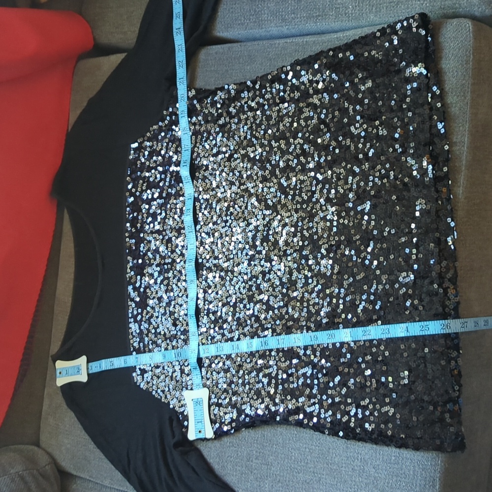 🌞Black Sequin Long Sleeve Top